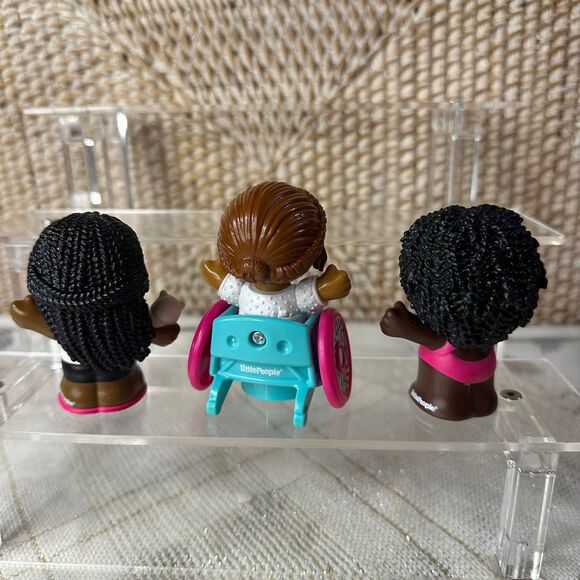 Fisher Price Little People Inspired by Barbie - Picture 3 of 9